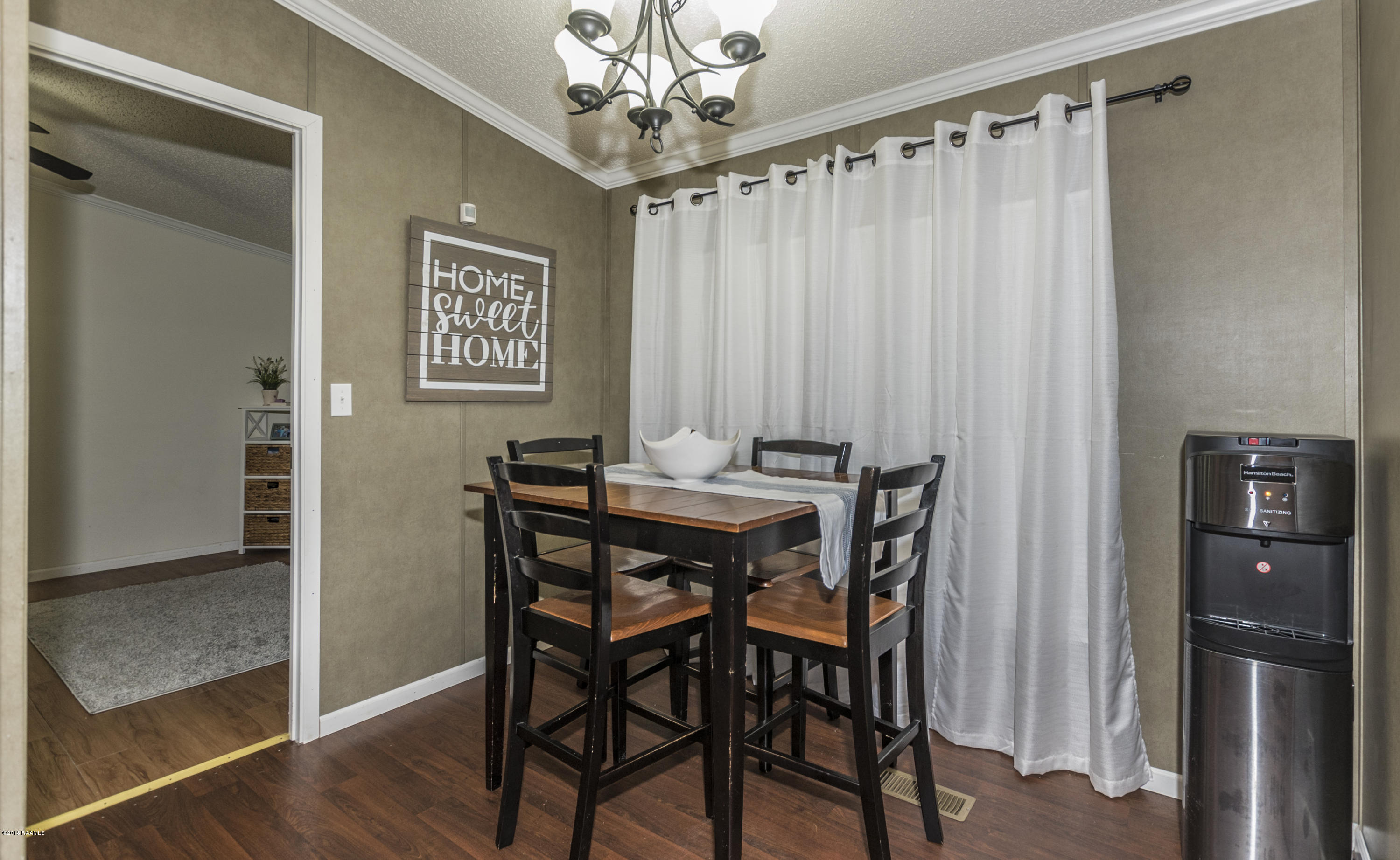 3418 Patoutville Road Jeanerette, LA 70544 - Photo 15 of 39 Dining Area 2