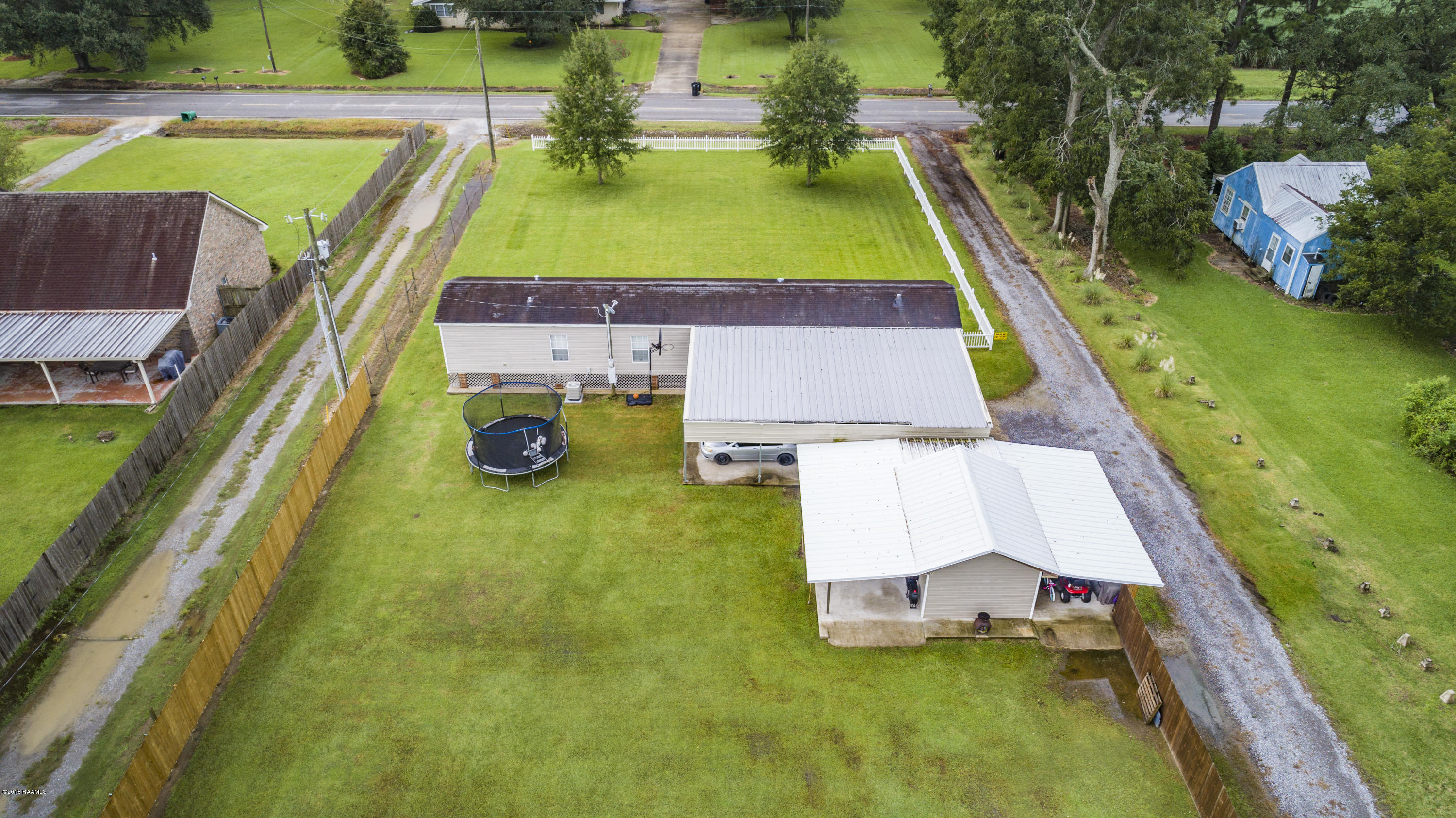 3418 Patoutville Road Jeanerette, LA 70544 - Photo 3 of 39 Back 1