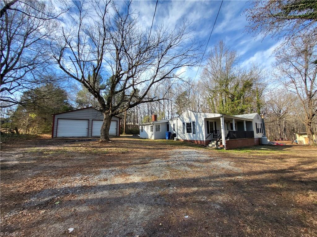 1535 East Fairfield Road High Point, NC 27263 - Photo 2 of 18