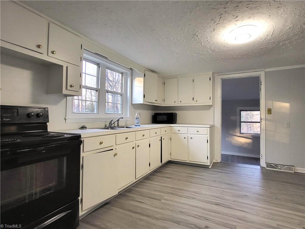 1535 East Fairfield Road High Point, NC 27263 - Photo 8 of 18