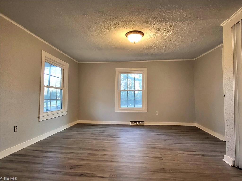 1535 East Fairfield Road High Point, NC 27263 - Photo 9 of 18