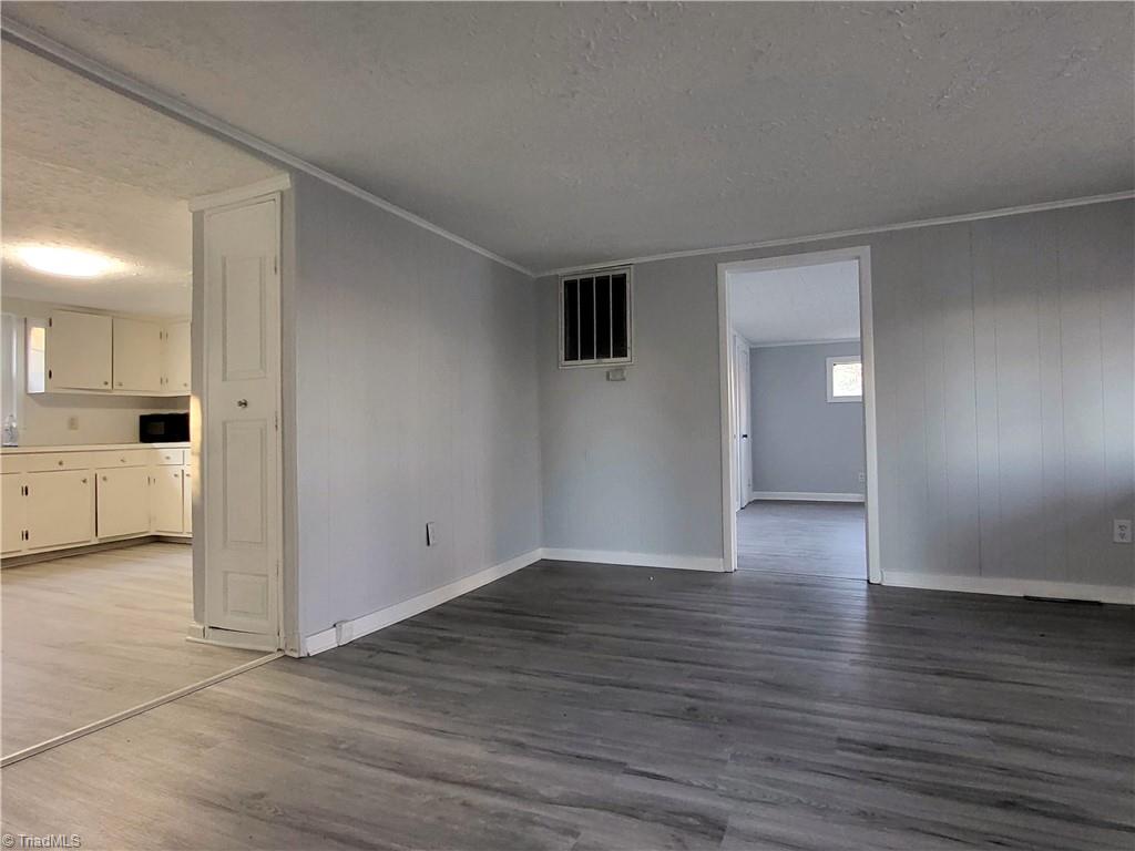 1535 East Fairfield Road High Point, NC 27263 - Photo 10 of 18