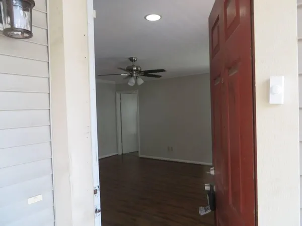 $2,194 | 3700 West Clay Street, Unit 244, Houston, TX 77019