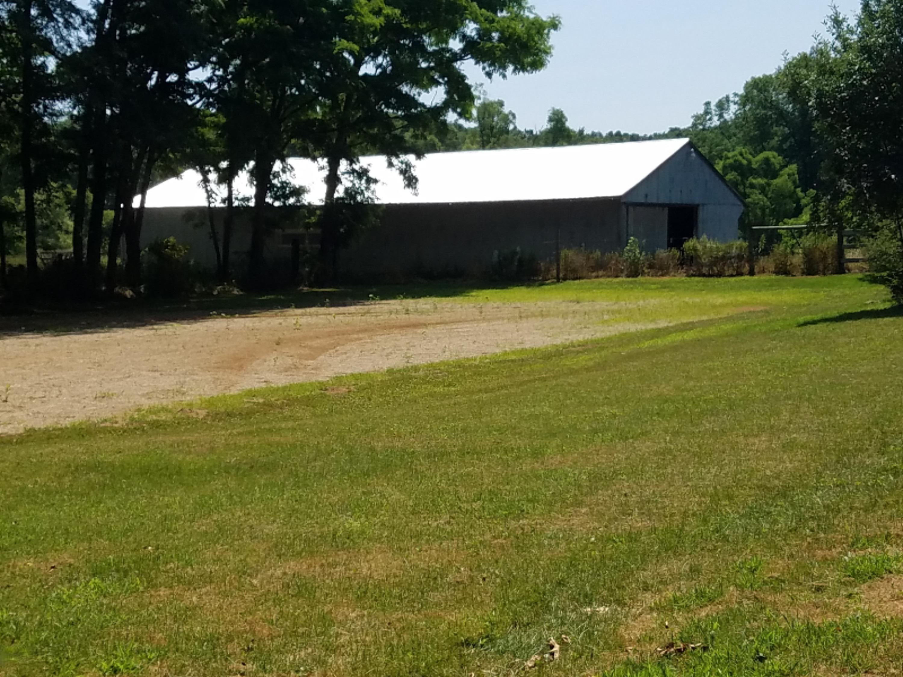 14211 Peckham Road Albion, MI 49224 - Photo 2 of 2 Pole Barn