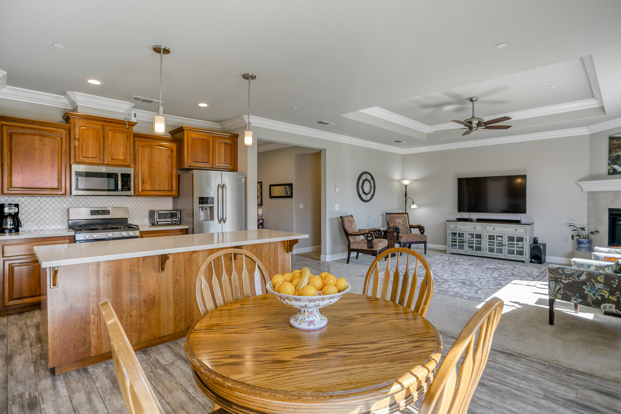 3433 Lemurian Road Redding, CA 96002 - Photo 12 of 32 IMG_6647