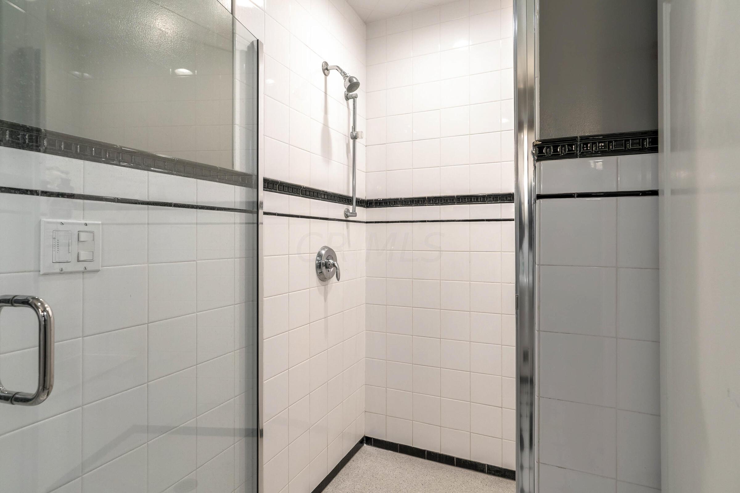 2107 Concord Road Columbus, OH 43212 - Photo 19 of 38 First Floor Shower