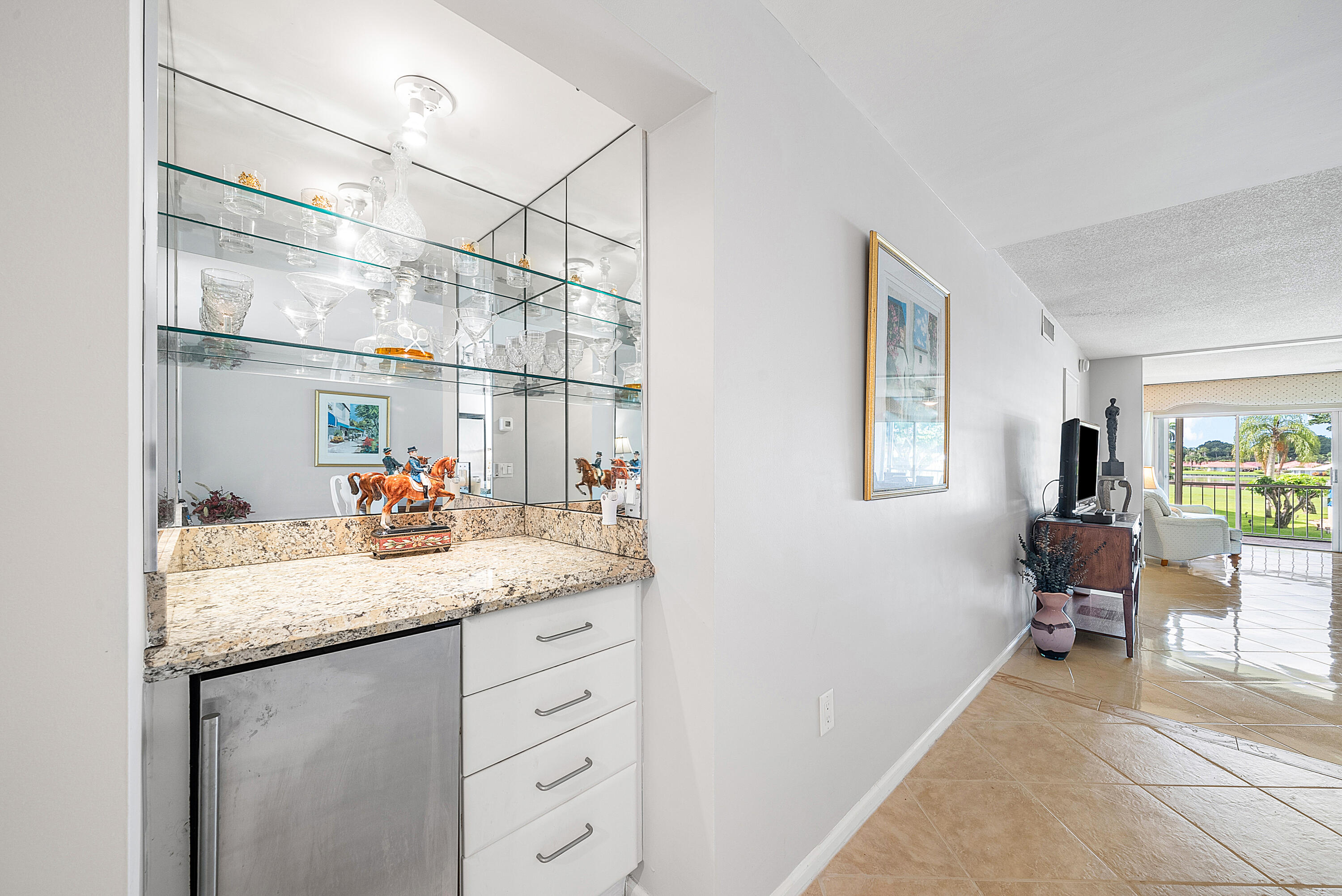 145 Atlantis Boulevard, Unit 201 Atlantis, FL 33462 - Photo 10 of 40 005-145AtlantisBoulevard-201-Atlantis-FL