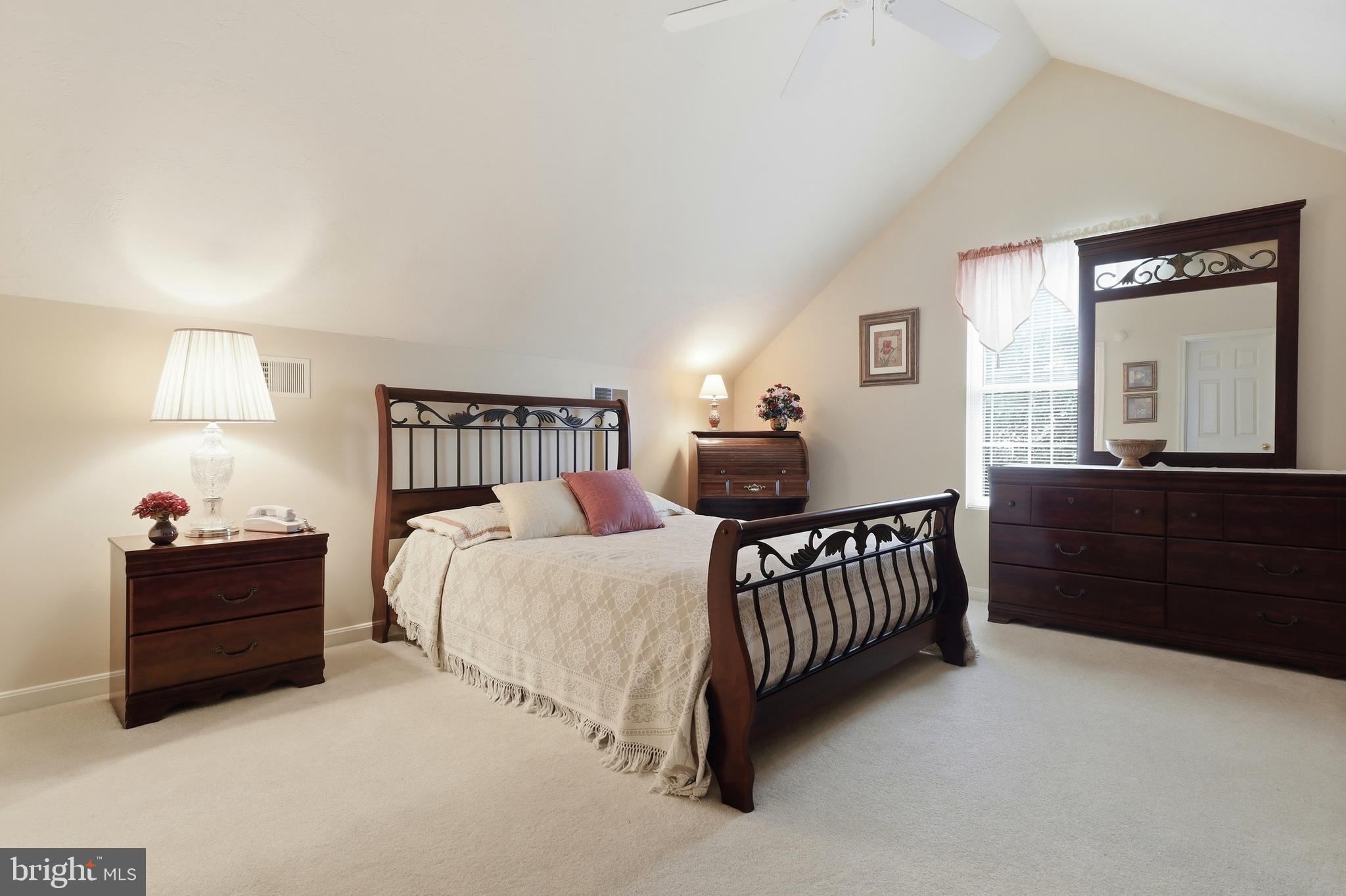 2164 Knob Hill Road York, PA 17403 - Photo 30 of 46 2nd Bedroom