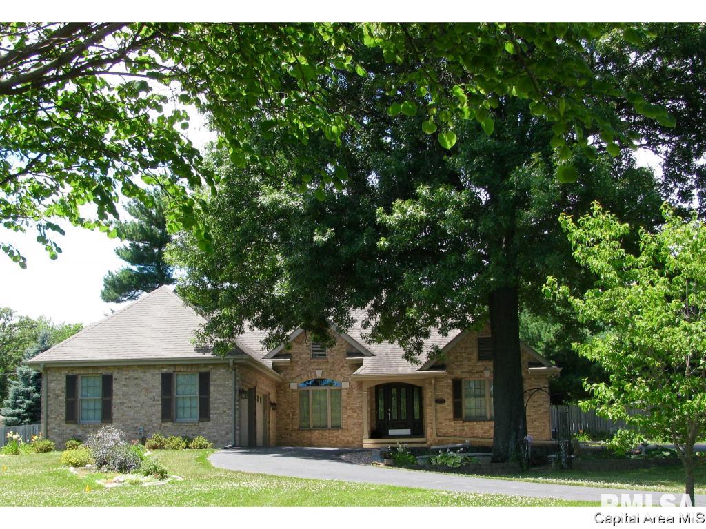 8025 West Outer Road Sherman, IL 62684 - Photo 1 of 30 Gallery Image 1