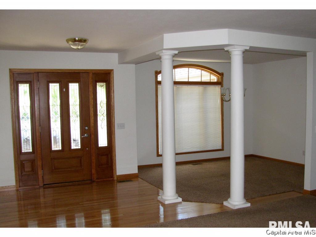 8025 West Outer Road Sherman, IL 62684 - Photo 3 of 30 Gallery Image 3