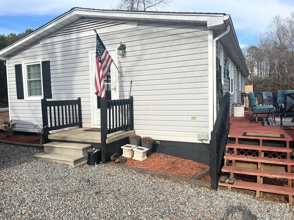1047 Dudley Road Halifax, VA 24558 - Photo 3 of 45 Gallery Image 3
