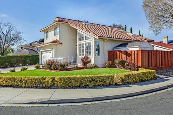 $5,200 | 639 Mercado Court, Milpitas, CA 95035