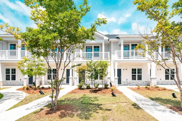 $319,900 | 821 Rebecca Lane, Unit 6D, Myrtle Beach, SC 29577