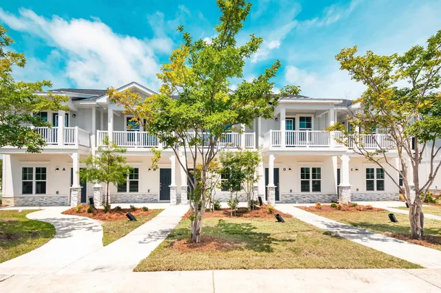 $319,900 | 821 Rebecca Lane, Unit 6D, Myrtle Beach, SC 29577