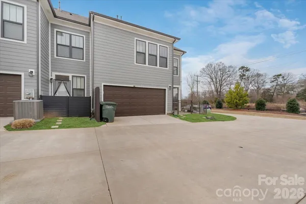 $465,000 | 10220 Meeting House Drive Northwest, Huntersville, NC 28078