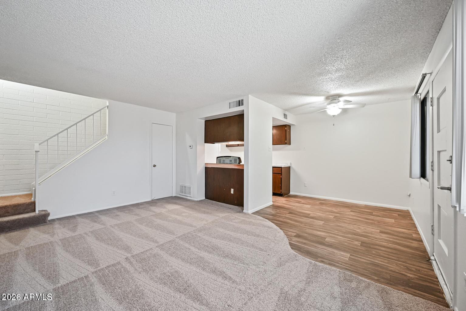3959 West Palomino Road Phoenix, AZ 85019 - Photo 6 of 15