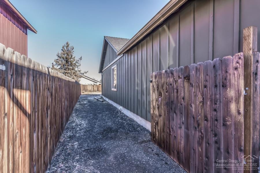 3072 Yellow Ribbon Drive Bend, OR 97701 - Photo 23 of 25 Additional Photo
