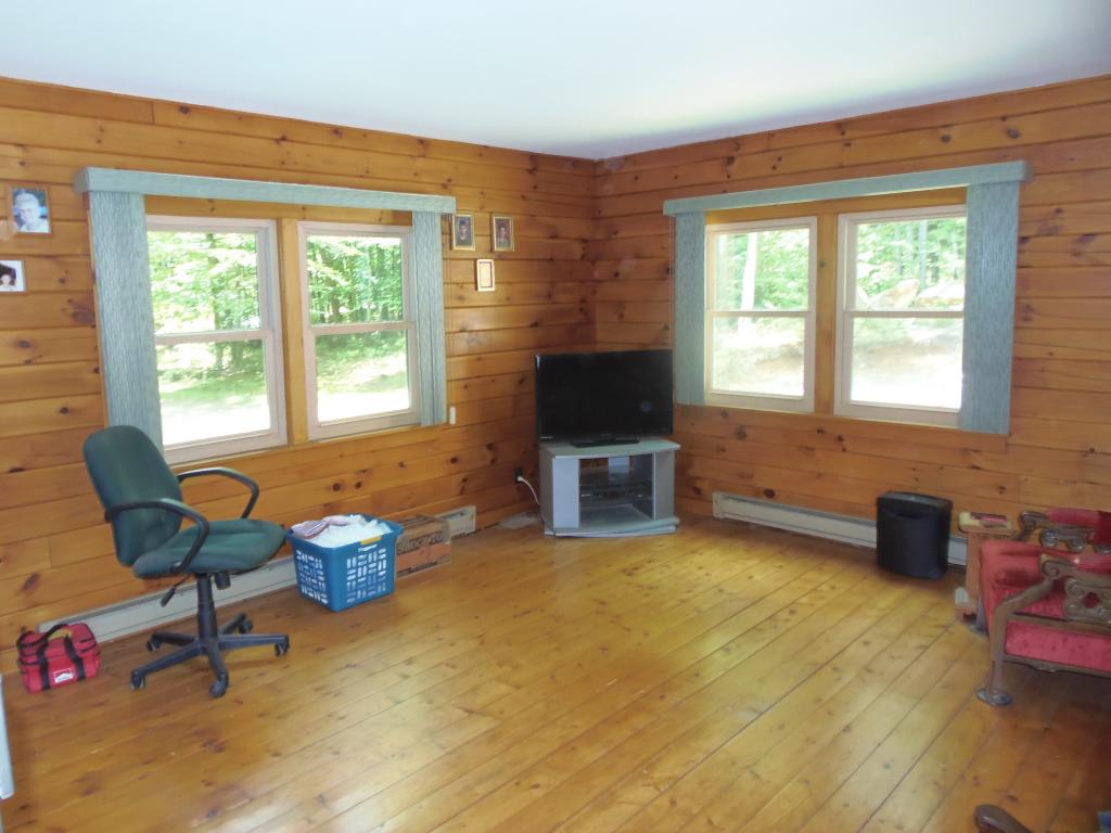 115 Richmond Road Troy, NH 03465 - Photo 3 of 18