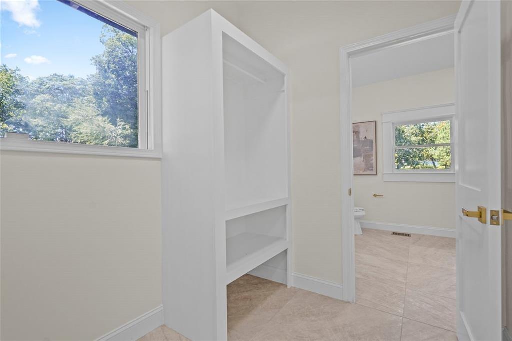 949 Beecher Street Southwest Atlanta, GA 30310 - Photo 22 of 34 Gallery Image 22