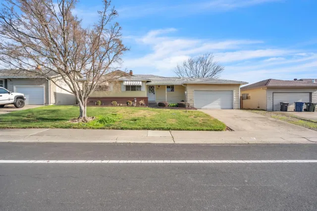 $425,000 | 5432 Fleetwood Drive, Citrus Heights, CA 95621