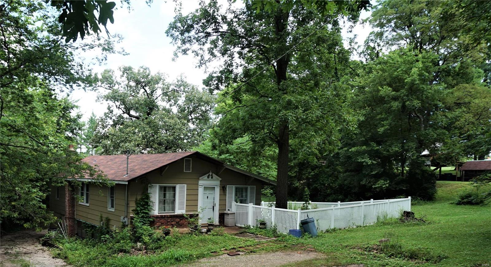 3043 Yaeger Road St. Louis, MO 63129 - Photo 1 of 17 Gallery Image 1