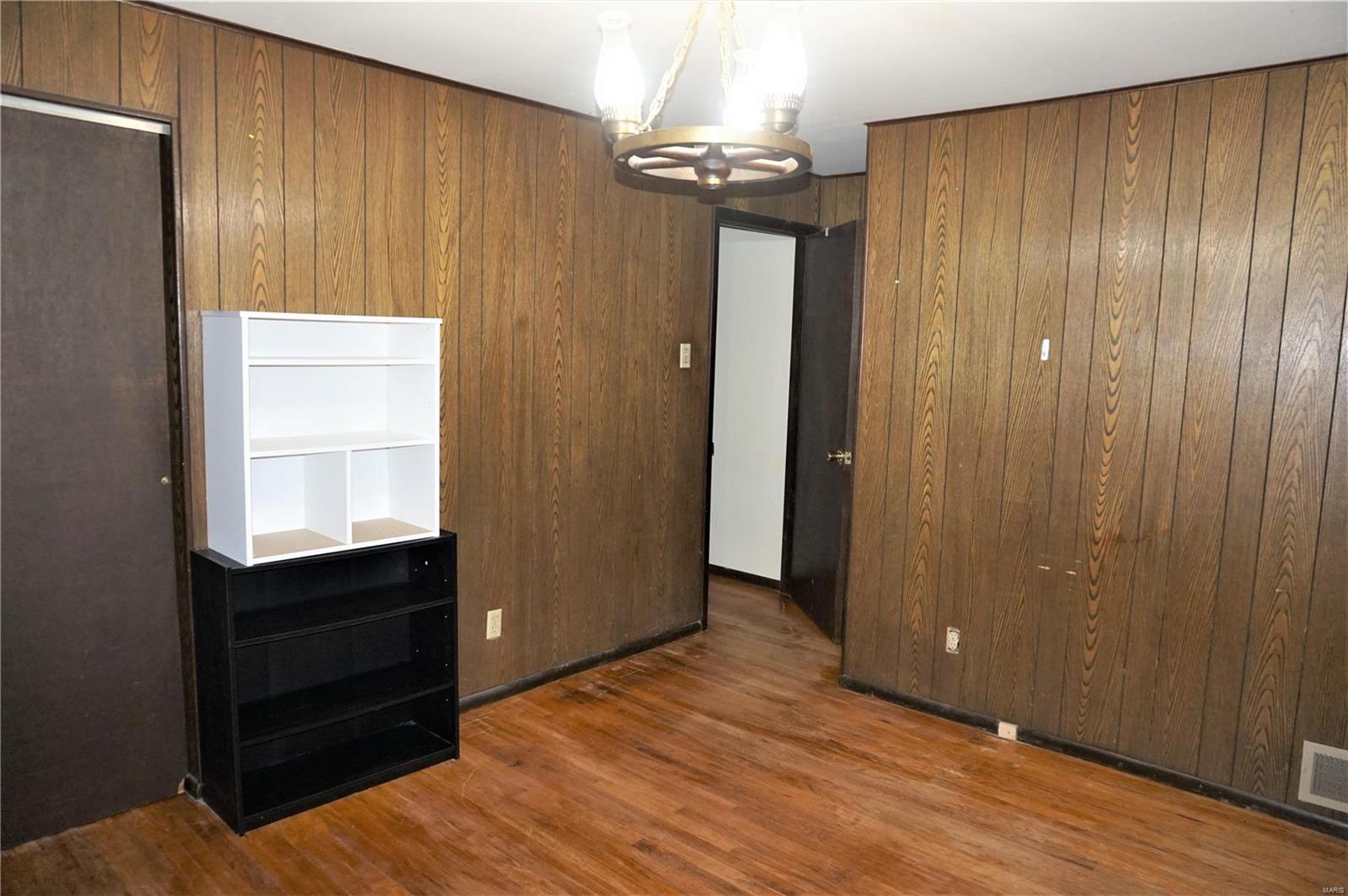 3043 Yaeger Road St. Louis, MO 63129 - Photo 11 of 17 Gallery Image 11