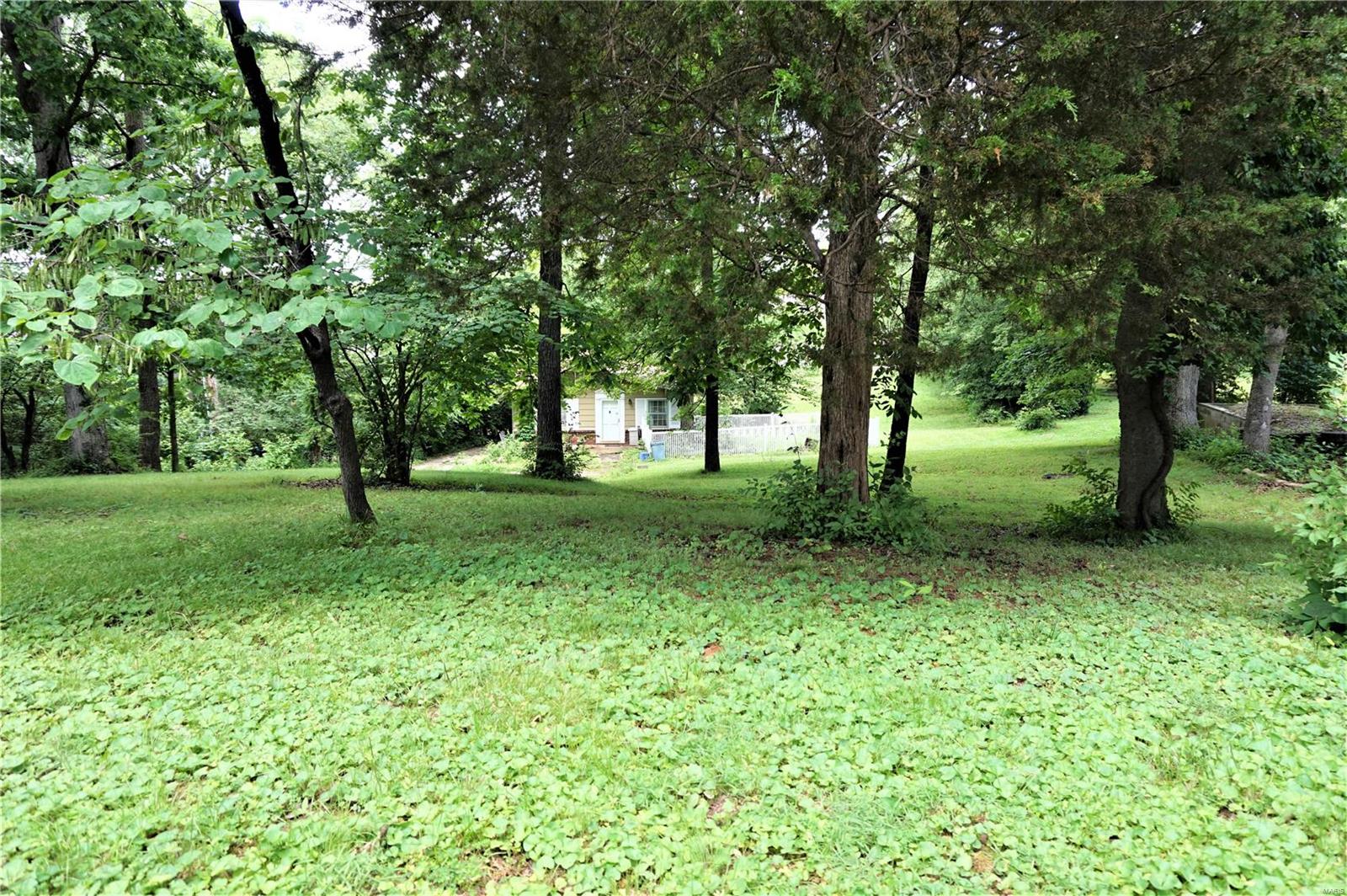 3043 Yaeger Road St. Louis, MO 63129 - Photo 15 of 17 Gallery Image 15