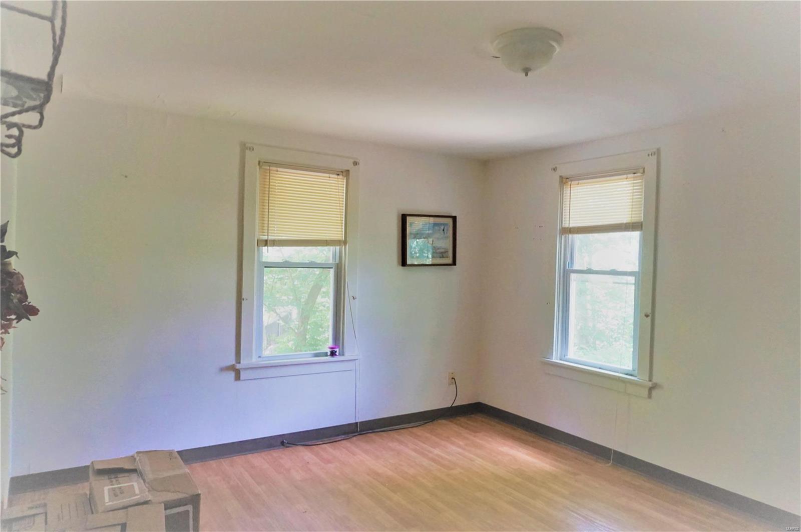 3043 Yaeger Road St. Louis, MO 63129 - Photo 6 of 17 Gallery Image 6