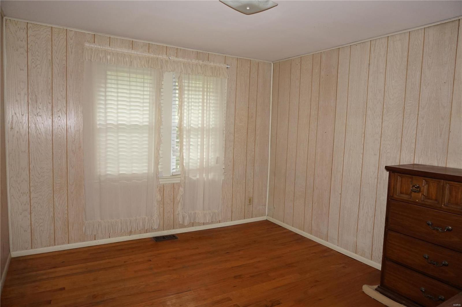 3043 Yaeger Road St. Louis, MO 63129 - Photo 9 of 17 Gallery Image 9