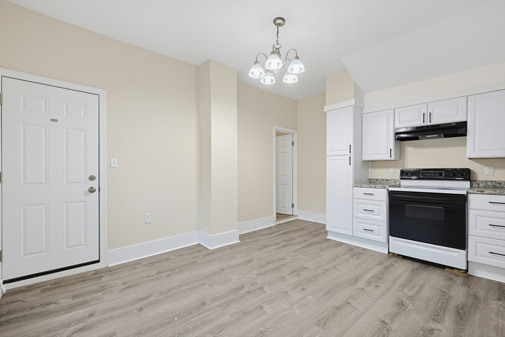 230 Pleasant Street Worcester, MA 01609 - Photo 18 of 41