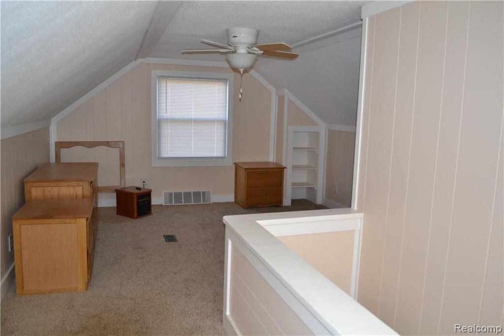 2221 Franklin Road Berkley, MI 48072 - Photo 32 of 43