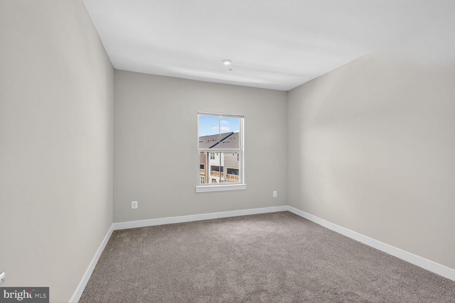 42548 Invergordon Terrace Sterling, VA 20166 - Photo 28 of 30