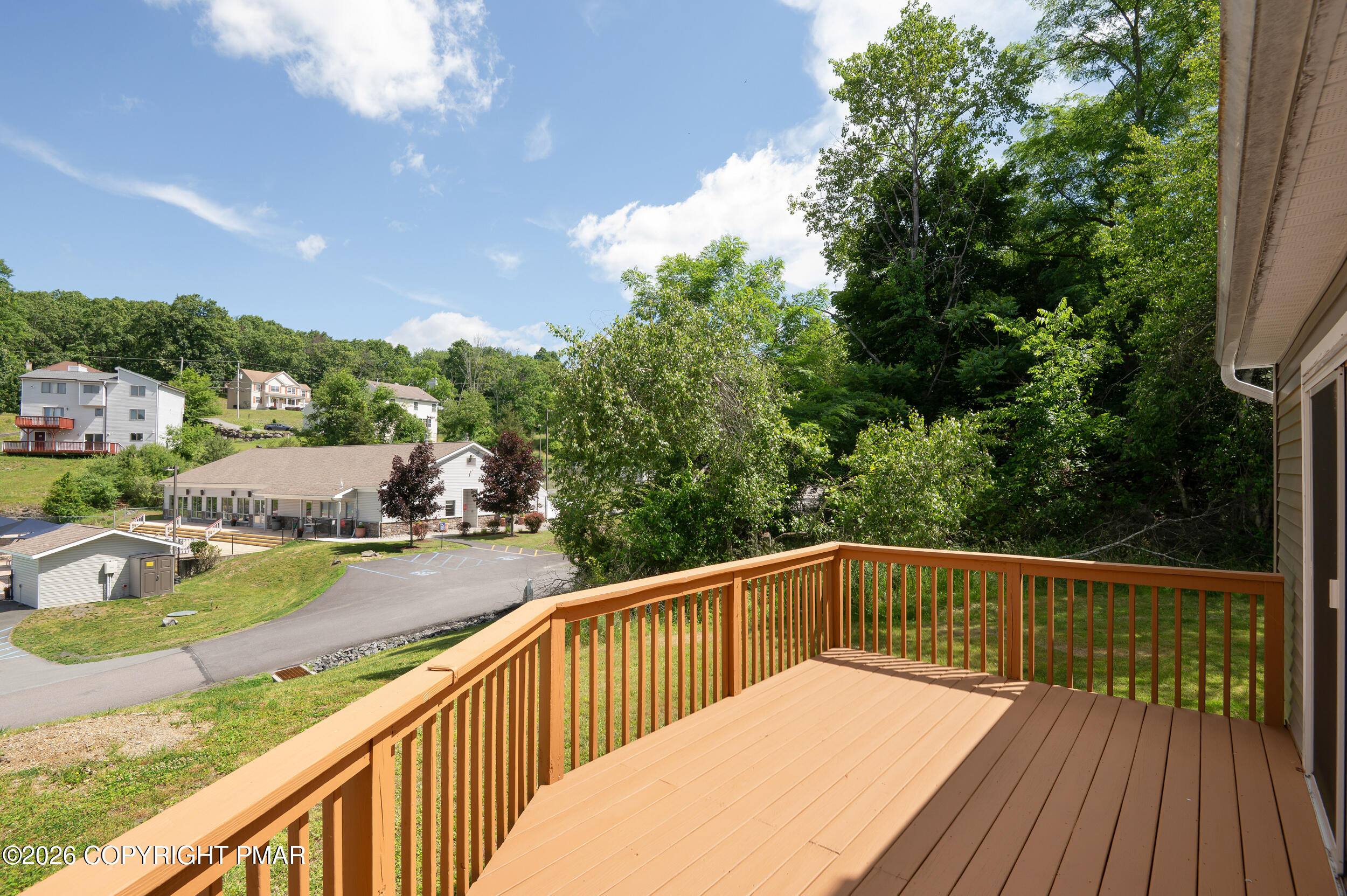3385 Windermere Drive Bushkill, PA 18324 - Photo 14 of 34 Deck