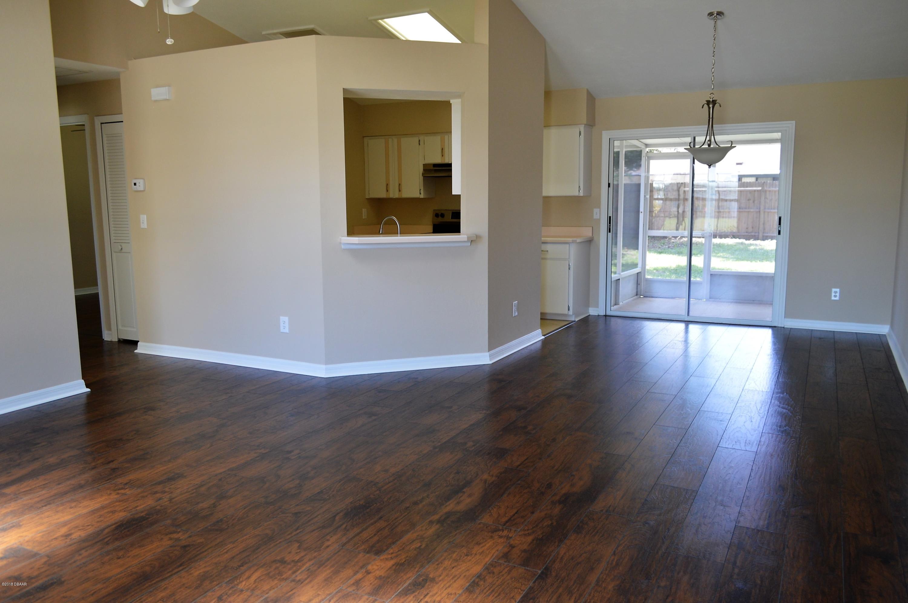 1186 Suwanee Road Daytona Beach, FL 32114 - Photo 4 of 23 DSC_0008