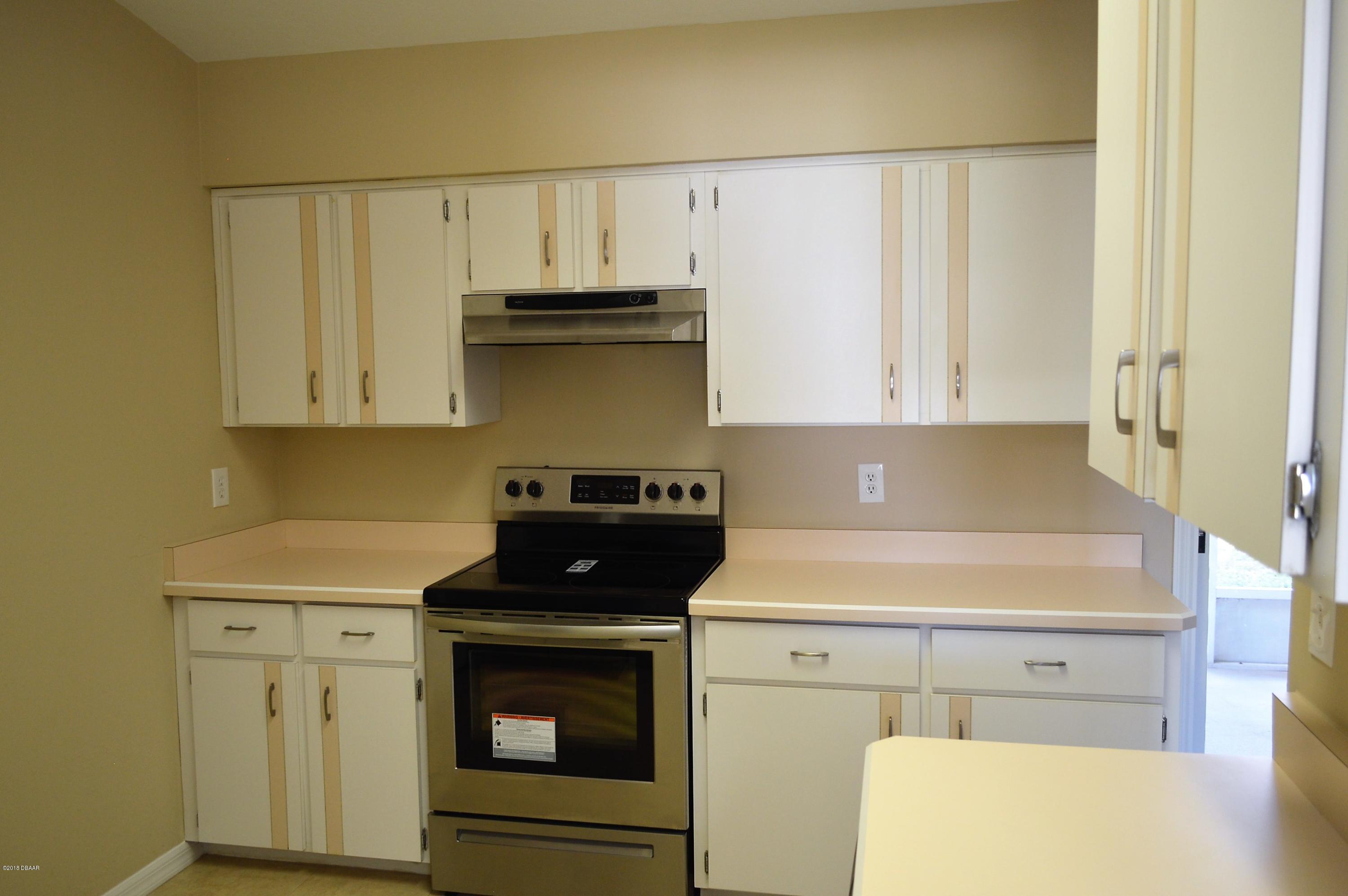 1186 Suwanee Road Daytona Beach, FL 32114 - Photo 7 of 23 DSC_0011
