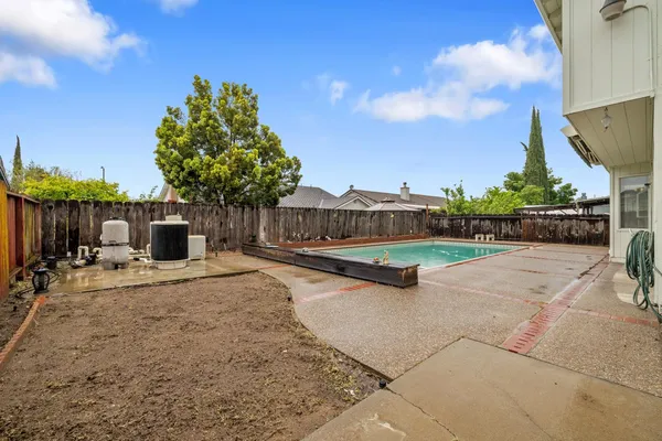 $520,000 | 1737 Bingham Lane, Manteca, CA 95336