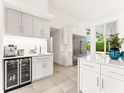 $2,995,000 | 1002 Lake Shore Drive, Delray Beach, FL 33444