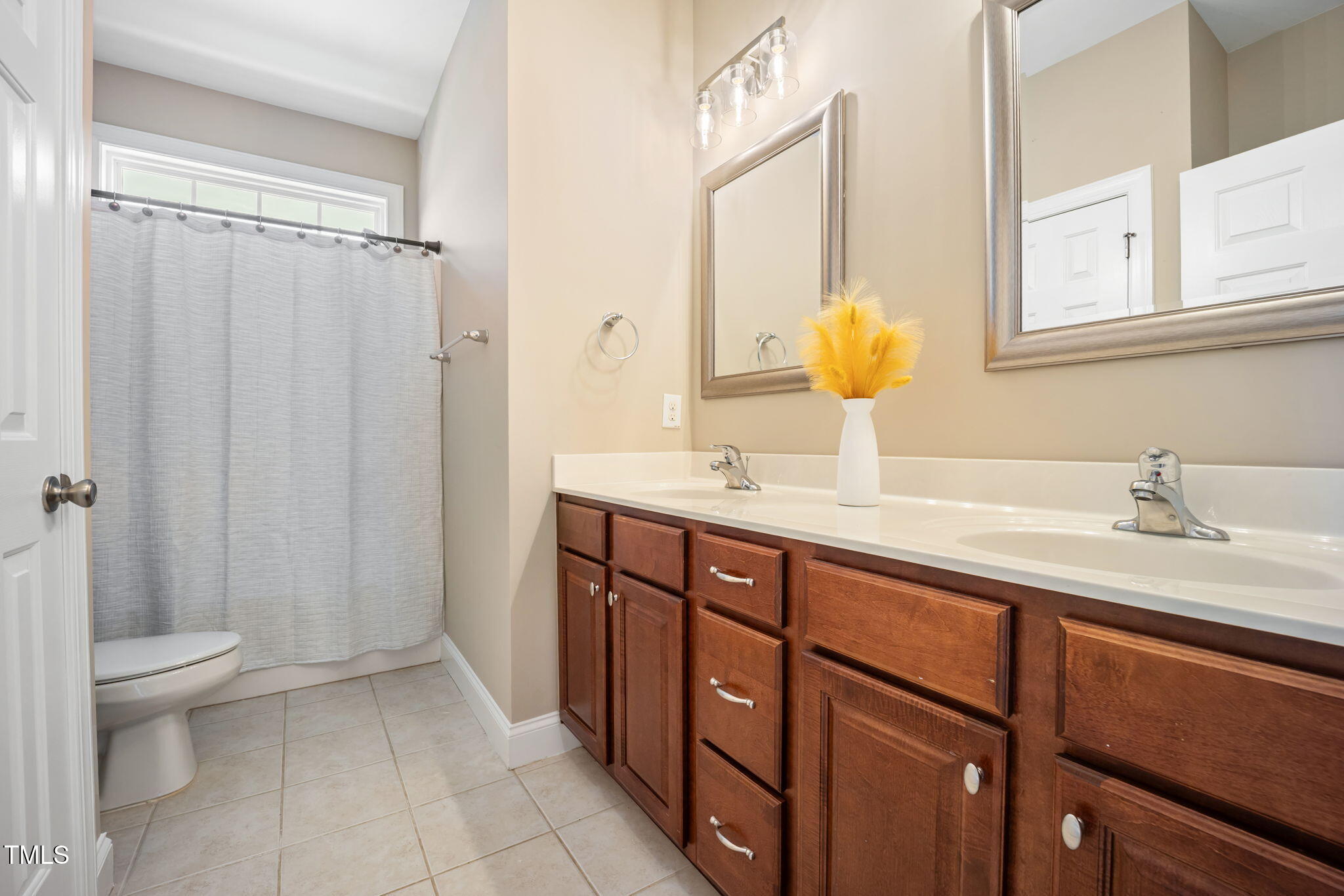 600 Ivyshaw Road Cary, NC 27519 - Photo 33 of 49 36-web-or-mls-484A5222