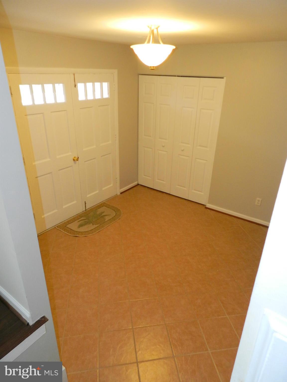 17116 Hoskinson Road Poolesville, MD 20837 - Photo 13 of 28 Interior (General)