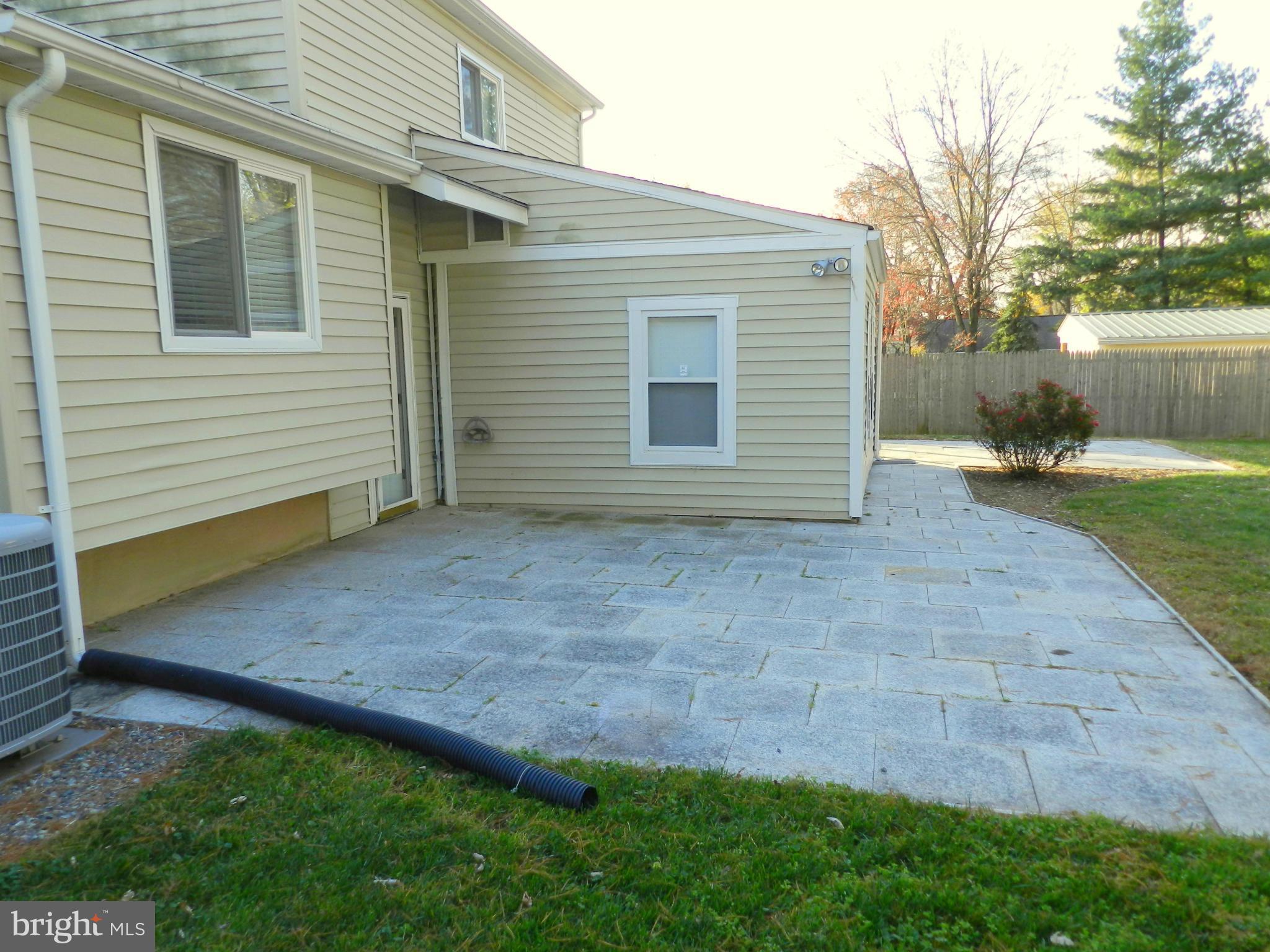 17116 Hoskinson Road Poolesville, MD 20837 - Photo 27 of 28 Exterior (Rear)