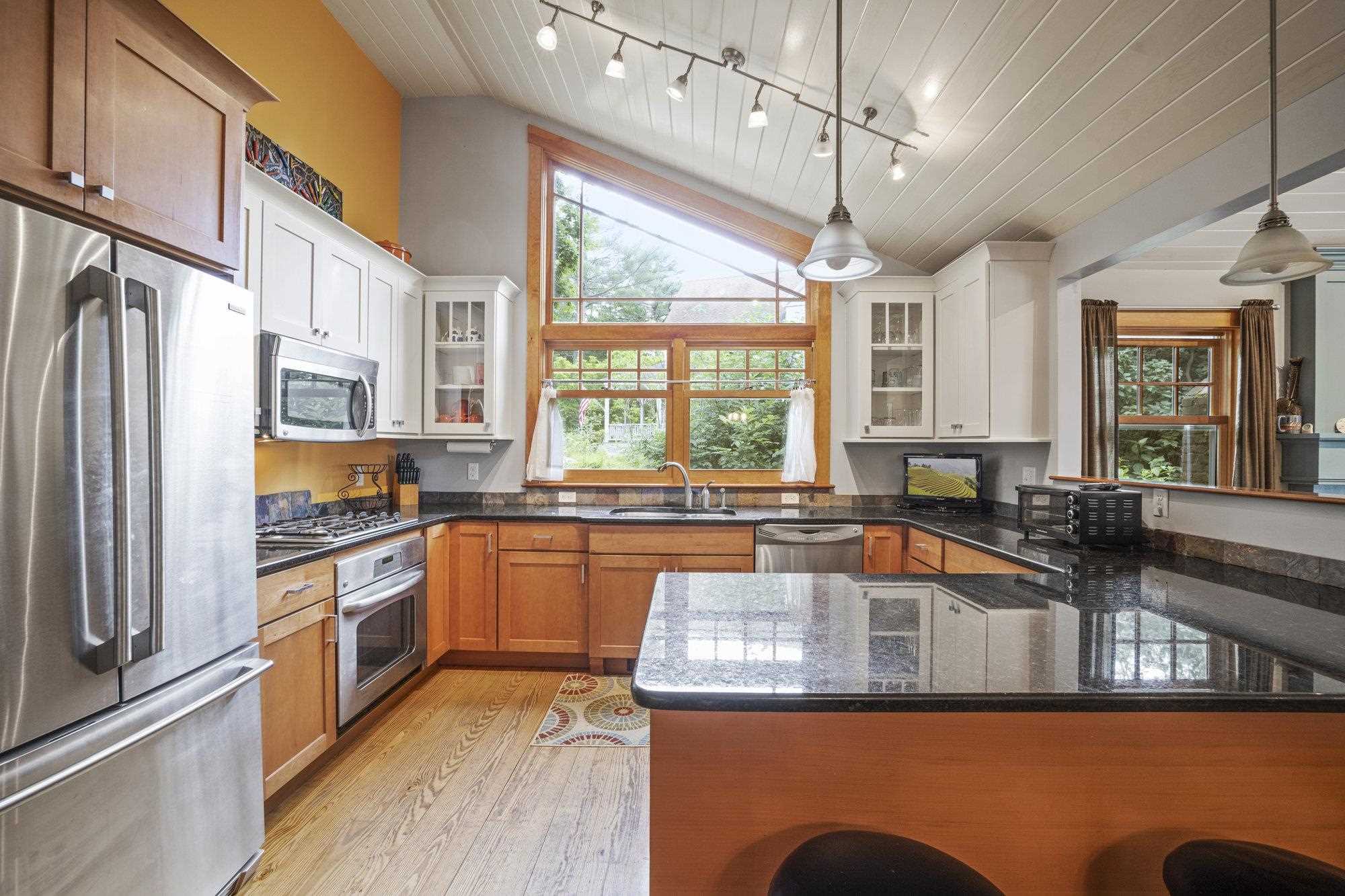 224 Wentworth Road New Castle, NH 03854 - Photo 10 of 37 Gallery Image 10