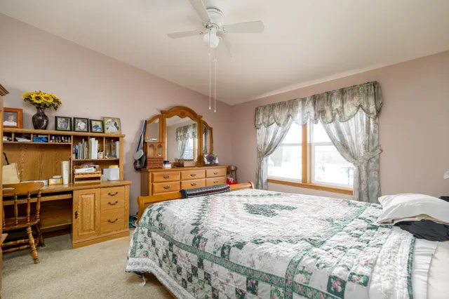 $300,000 | 40201 231st Avenue, Browerville, MN 56438