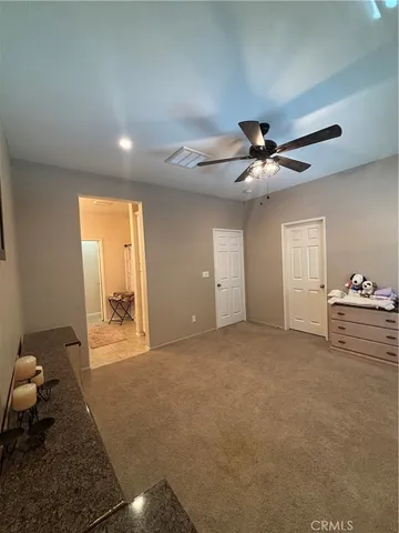a view of livingroom with furniture