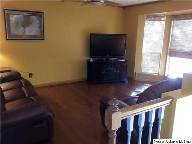 1719 Gardenridge Road Gardendale, AL 35071 - Photo 2 of 27