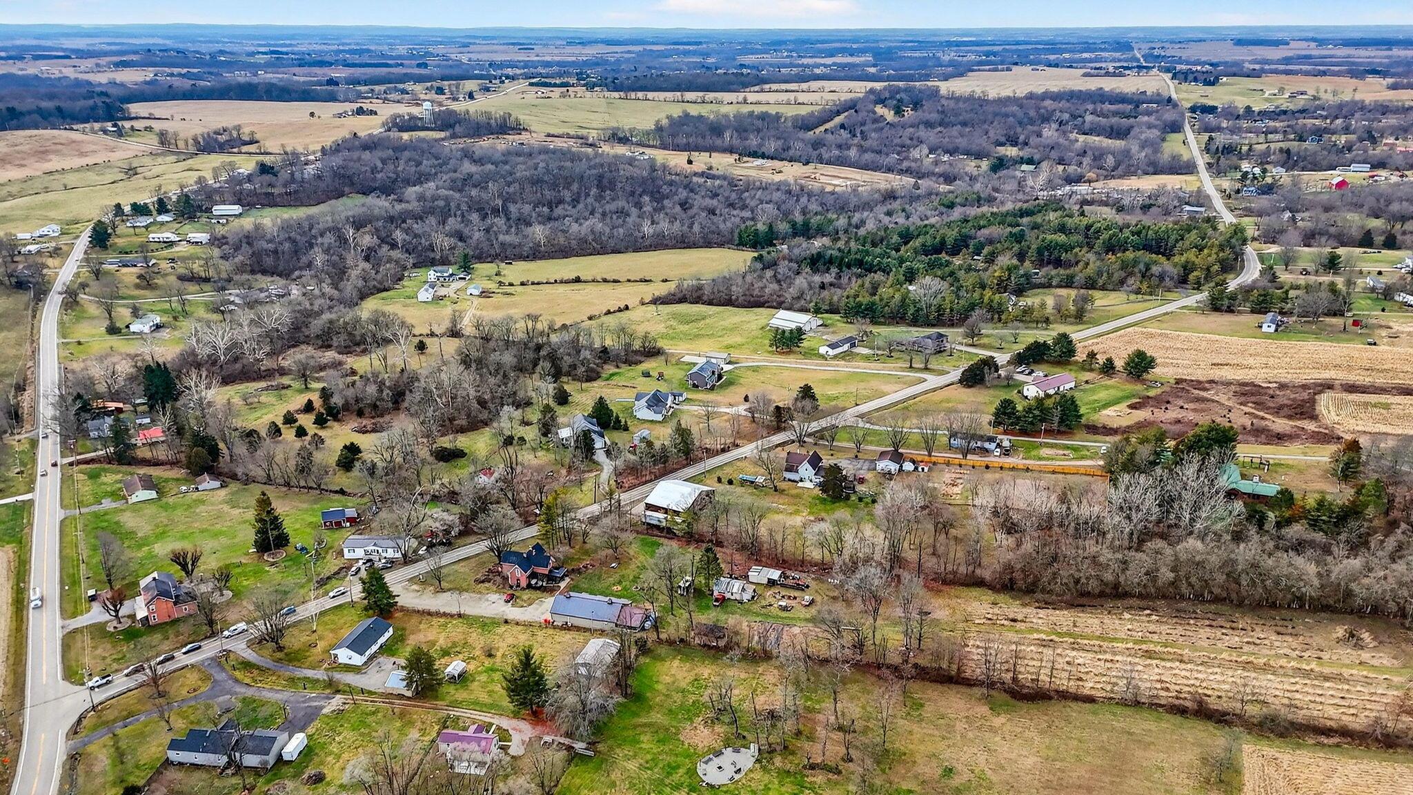 13190 Tarlton Road Circleville, OH 43113 - Photo 11 of 56 13190 Tarlton Rd 12