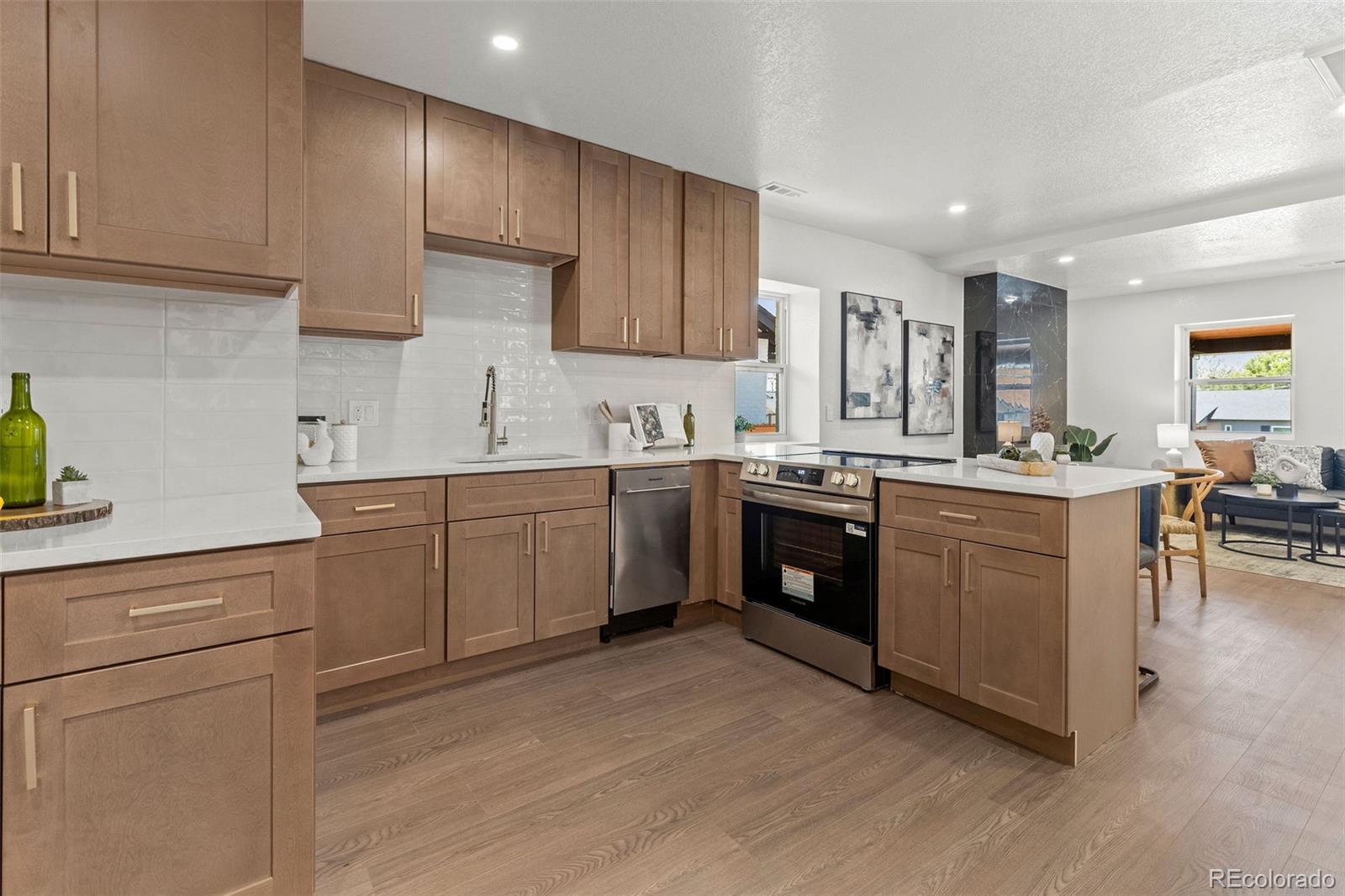 2810 Fillmore Street Denver, CO 80205 - Photo 16 of 34