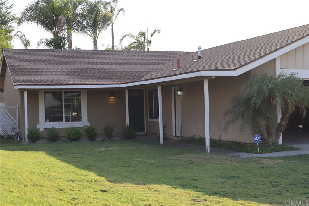 4884 Crest Avenue Riverside, CA 92503 - Photo 1 of 1