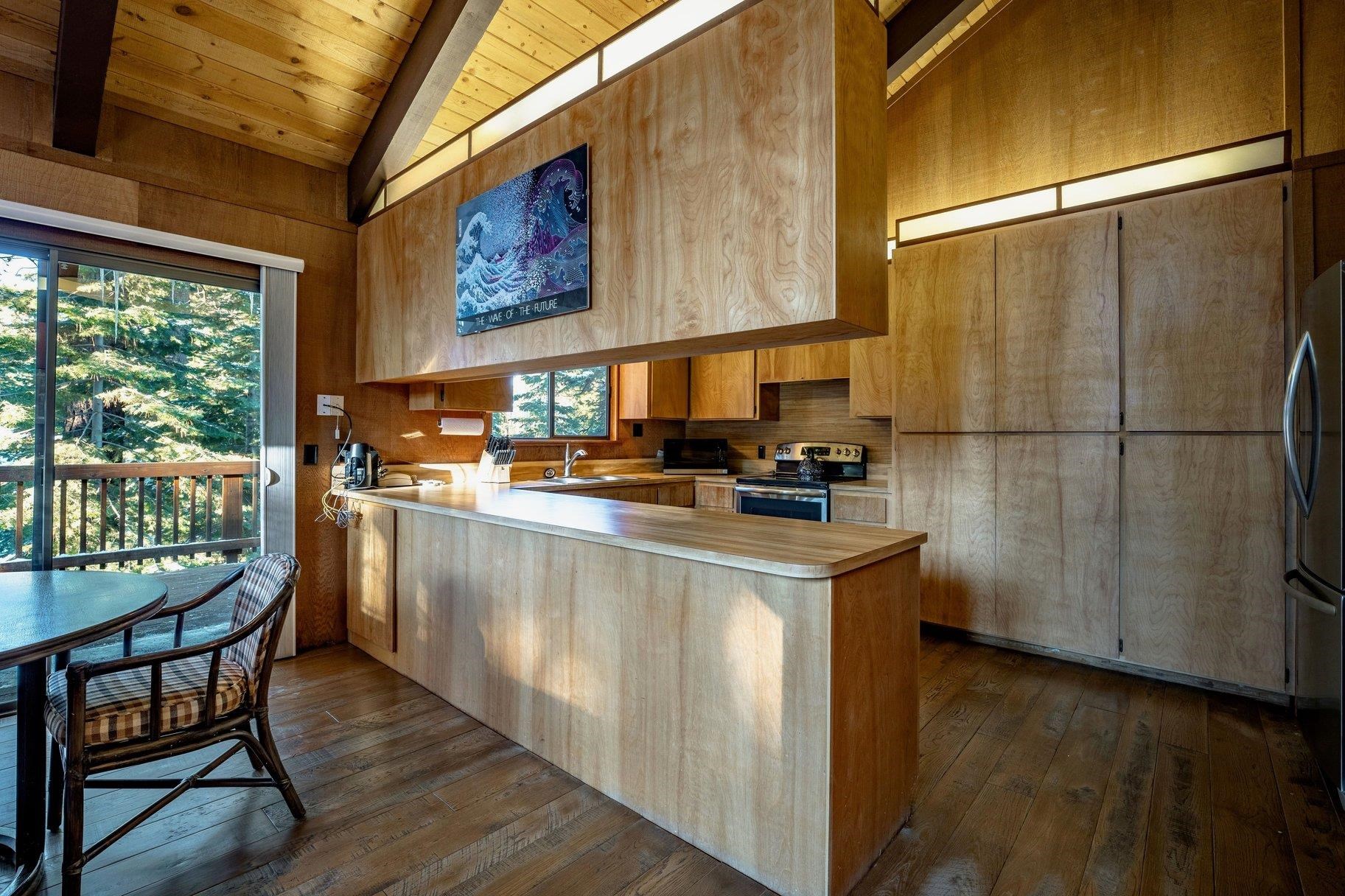 155 Roundridge Road Tahoe City, CA 96145 - Photo 6 of 28