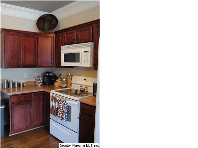 655 South Hillcrest Road Odenville, AL 35120 - Photo 4 of 26