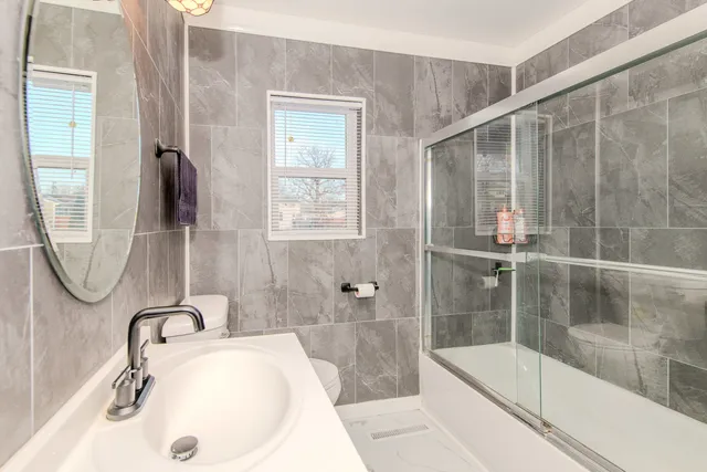 $300,000 | 419 South Reed Street, Joliet, IL 60436